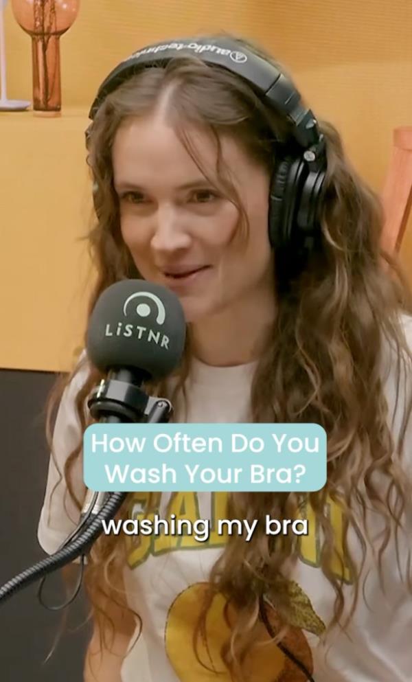 Laura Henshaw (pictured) made a candid co<em></em>nfession a<em></em>bout how often she puts her bra through the wash on her podcast, Kic.<em></em>
